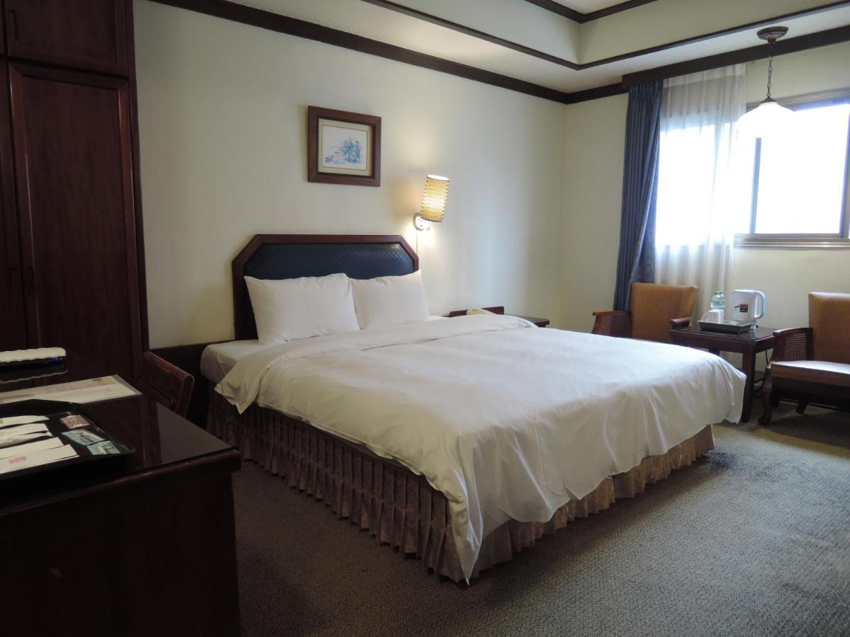 Guide Hotel Changhua Jhongjheng Kültér fotó