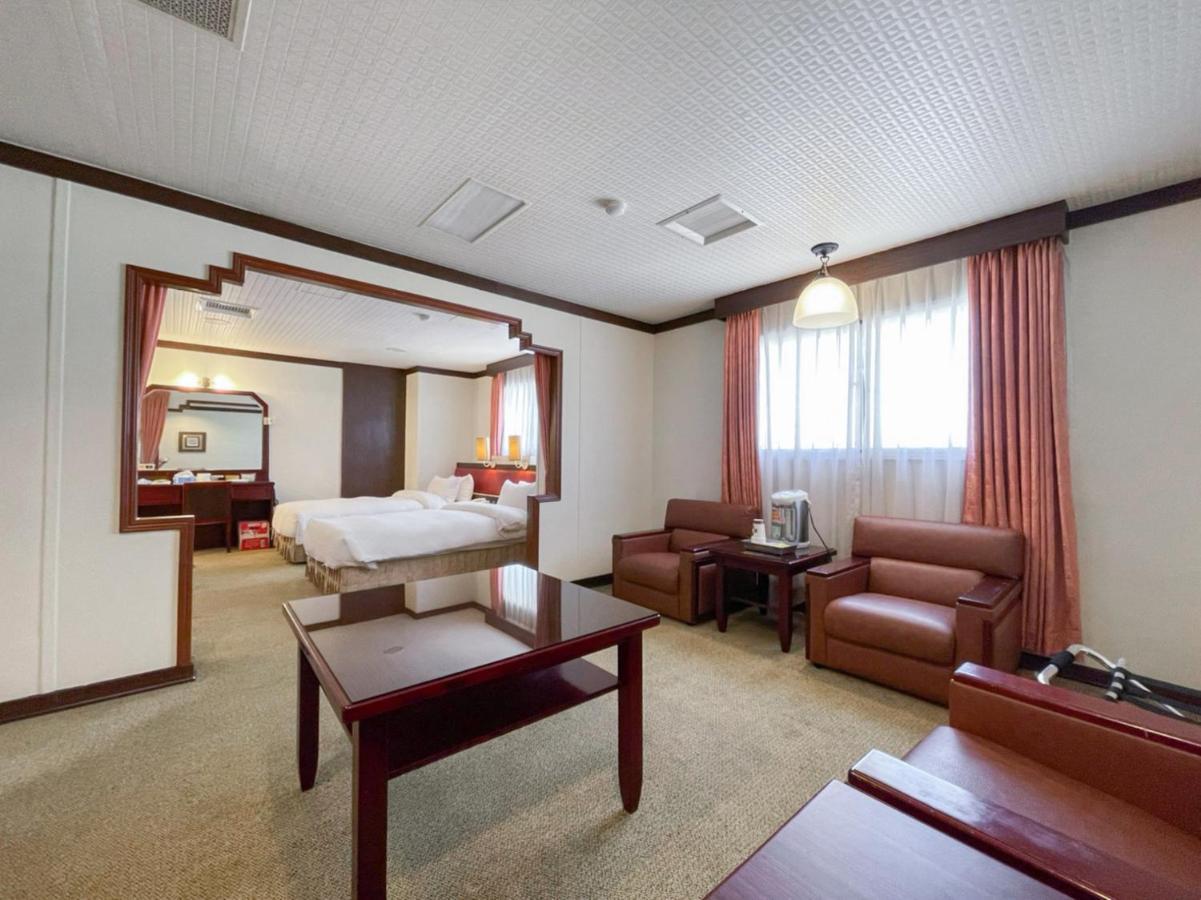 Guide Hotel Changhua Jhongjheng Kültér fotó