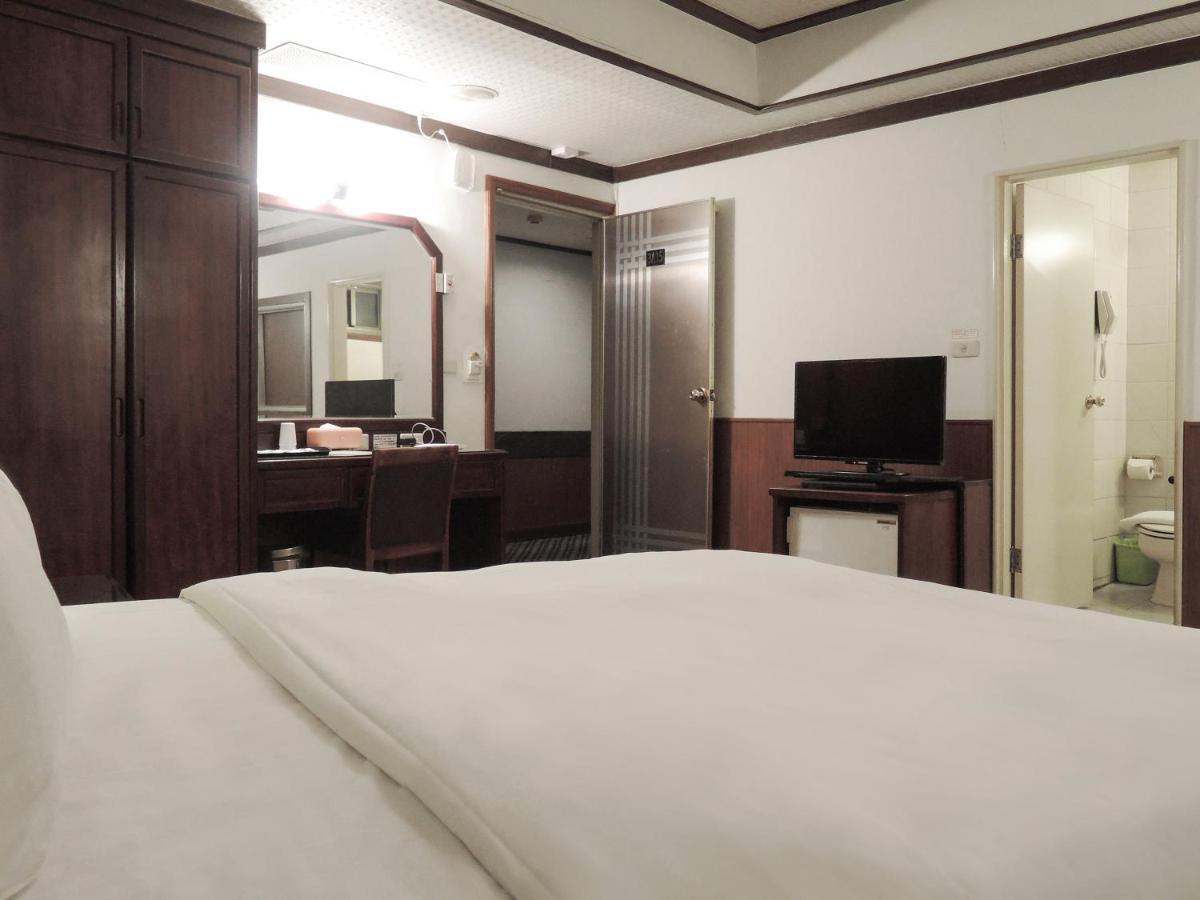 Guide Hotel Changhua Jhongjheng Kültér fotó